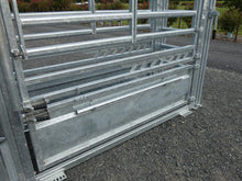 Load image into Gallery viewer, Master Cattle Crush