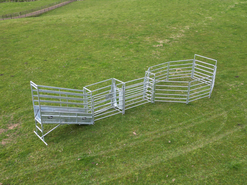 HY-10 Hobby Cattle Yard Package