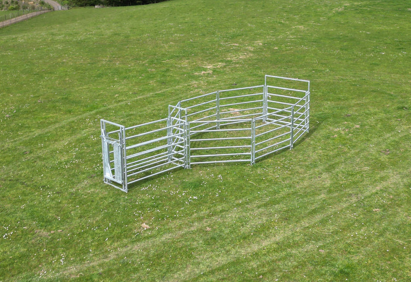 HY-10 Hobby Cattle Yard Package