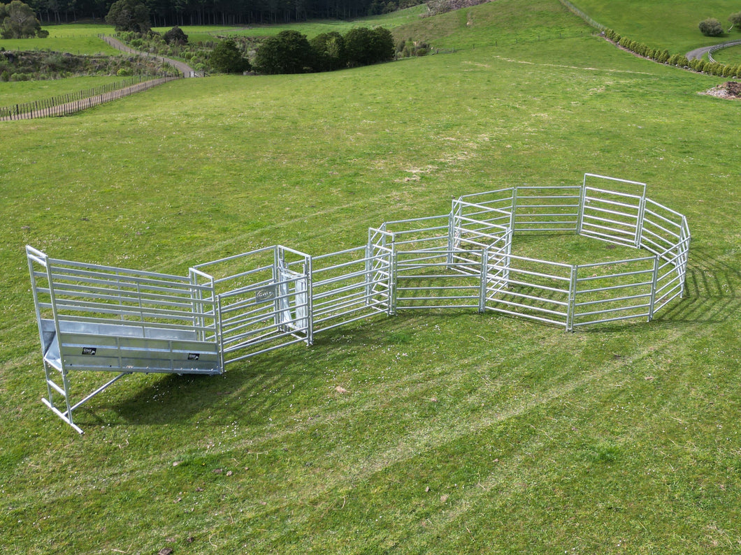 HY-20 Hobby Cattle Yard Package