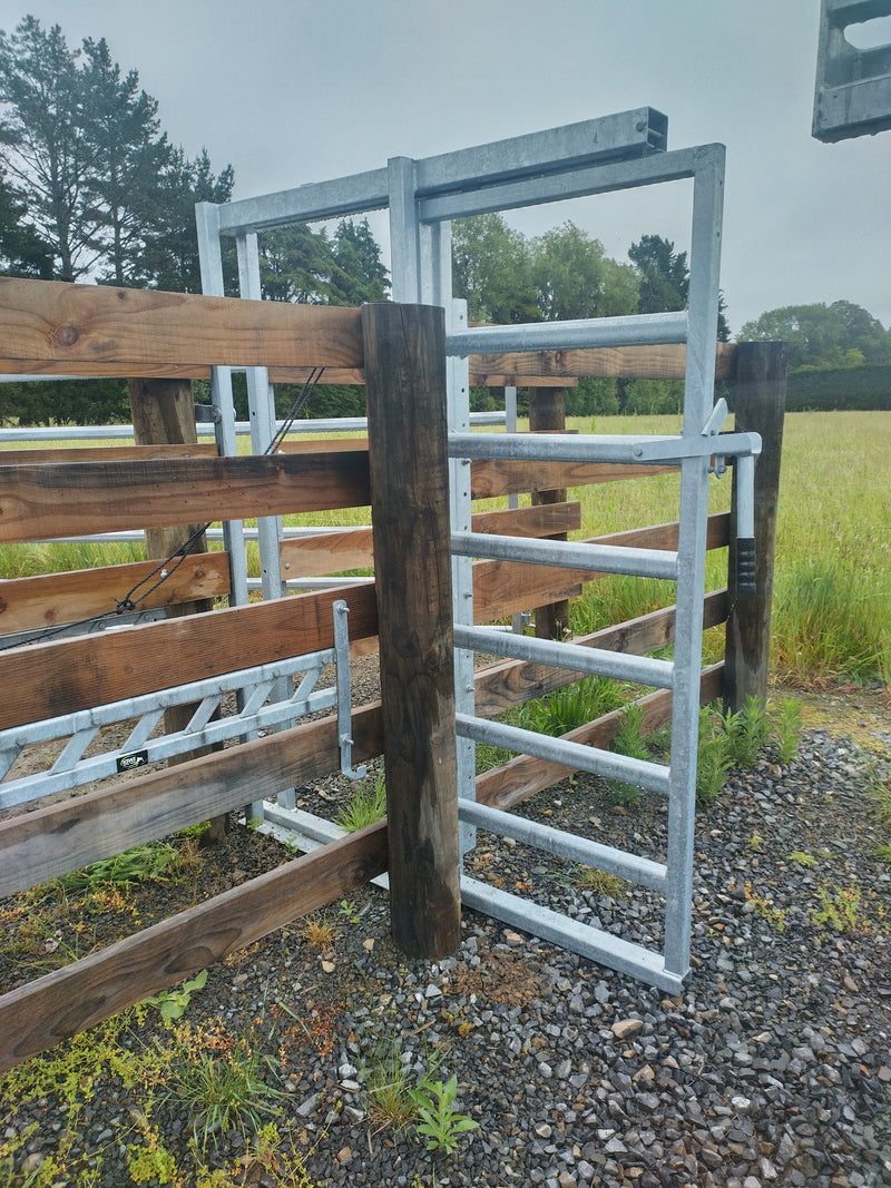 Sliding Gate