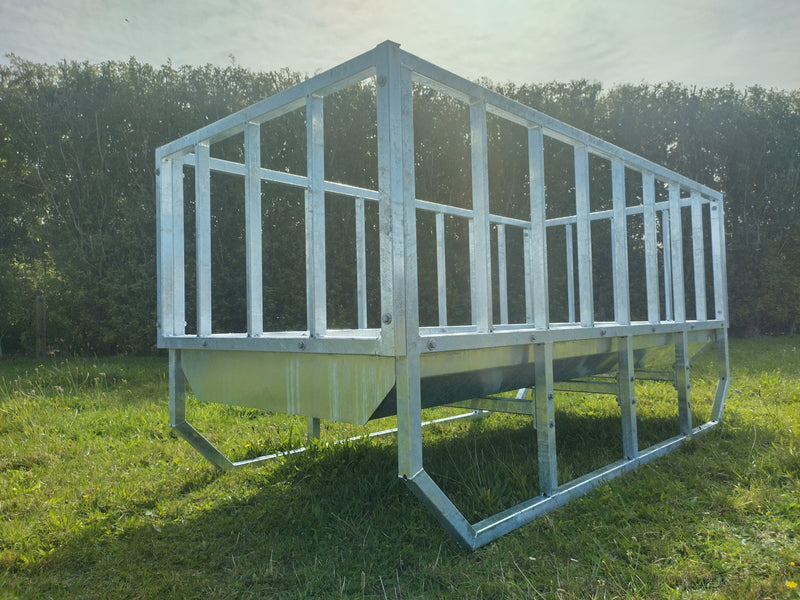 Mega Bale Feeder