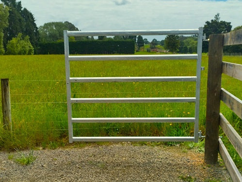Cattle Yard Gate 1800mm 6 Rail