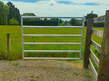 Load image into Gallery viewer, Cattle Yard Gate 2100mm 6 Rail