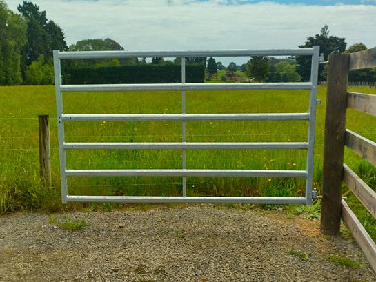 Cattle Yard Gate 2500mm 6 Rail