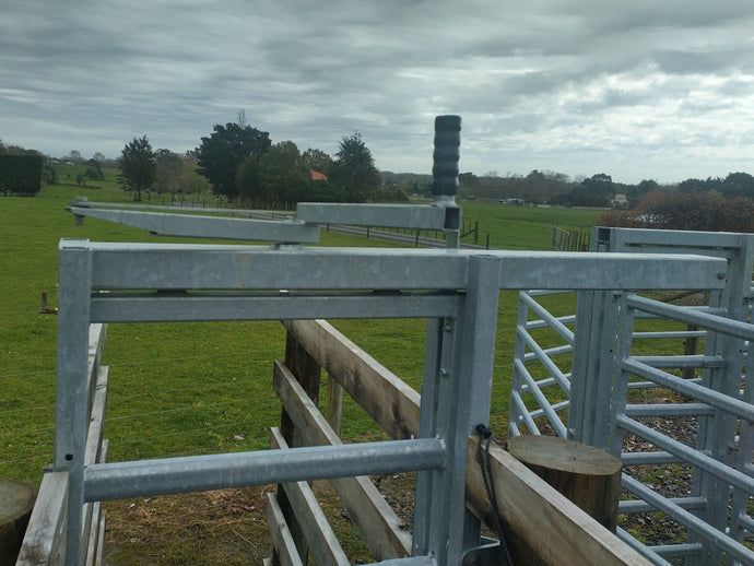 Sliding Gate Top Handle