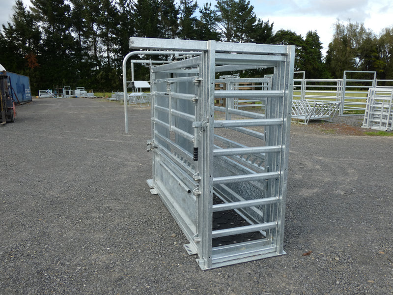 Master Cattle Crush