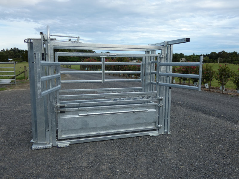 Master Cattle Crush